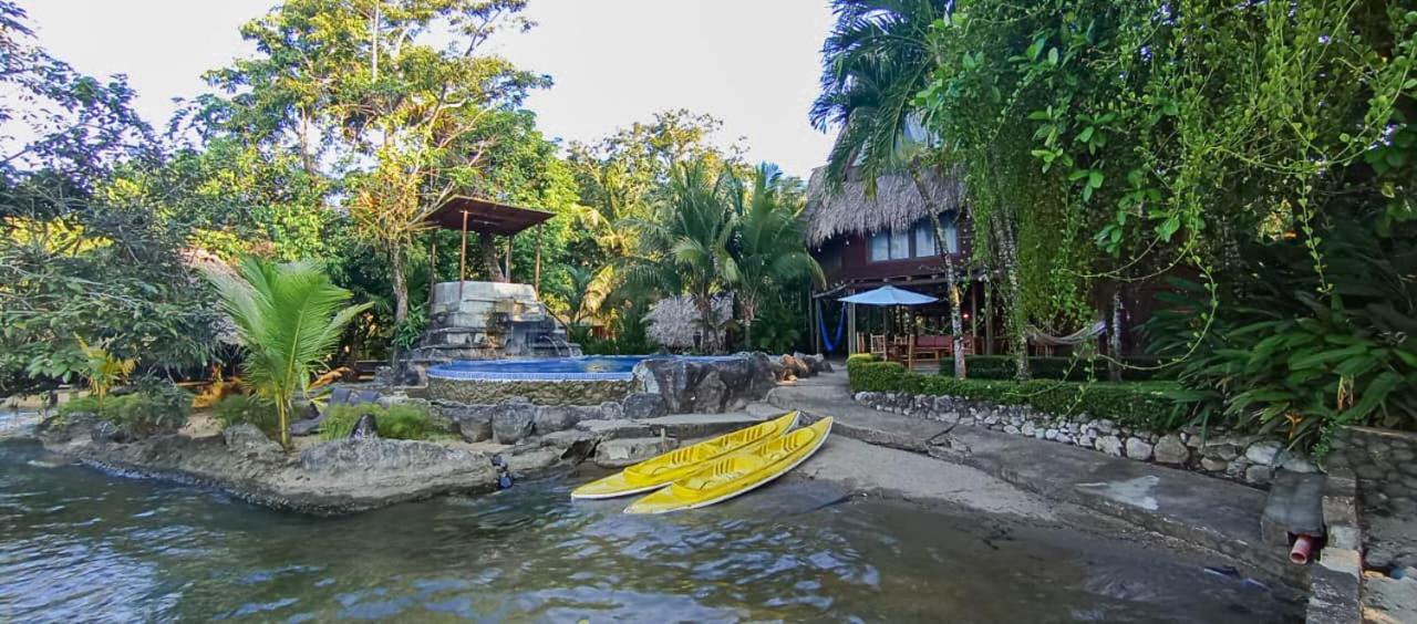 Casa Caribe Hotel Río Dulce Exterior foto